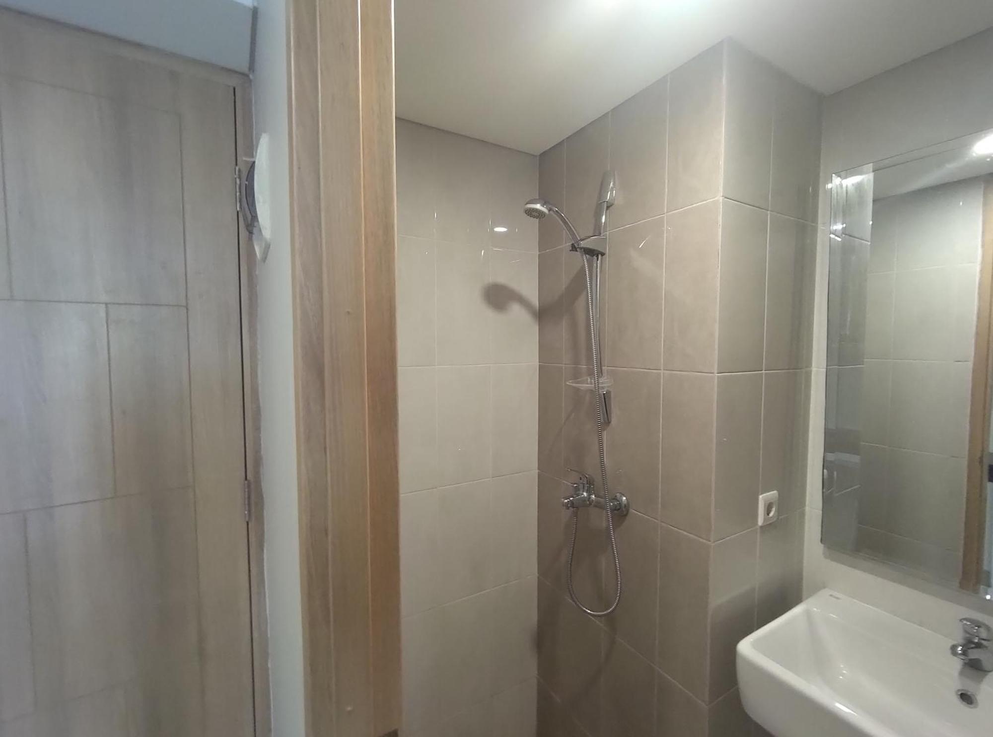 Padina Suites Tangerang Phòng bức ảnh